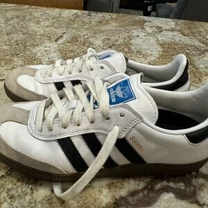 Adidas Samba shoes, women’s size 7 like new